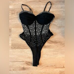 Black rhinestone bodysuit : size S/M